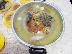 タイの料理 ムーガタ