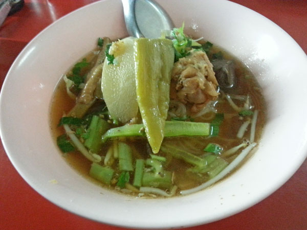 thai-noodle-mara-khai