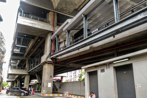 エアポートリンク始発，終点のパヤタイ駅